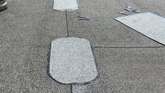 Wartung und Reparatur des Daches